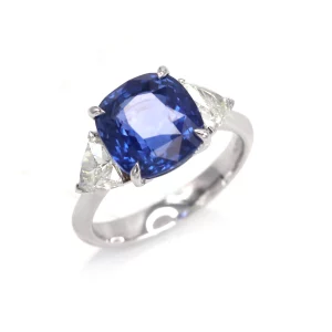 Brilliant Sapphire and Diamond Statement Ring - Image 2