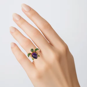 Exquisite Turtle Diamond Ring with Custom Detail - Image 3